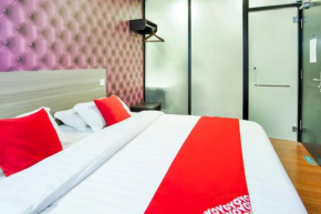  Hotel Zamburger Gelang Patah Formerly V3 Hotel  Gelang Patah
